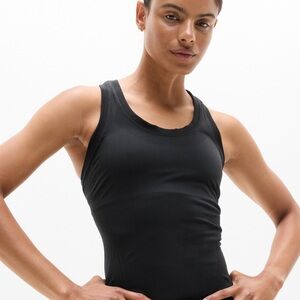 Athleta Momentum Tank